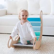 Das ideale Montessori Bücherregal für Ihr Zuhause Das ideale Montessori Bücherregal für Ihr Zuhause